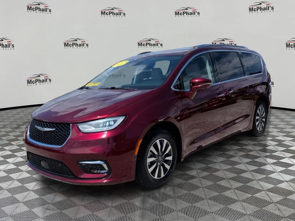 2021 CHRYSLER Pacifica