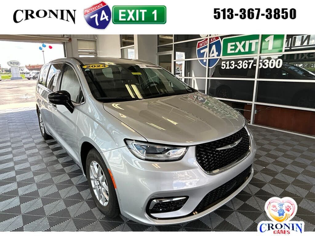 2024 CHRYSLER Pacifica
