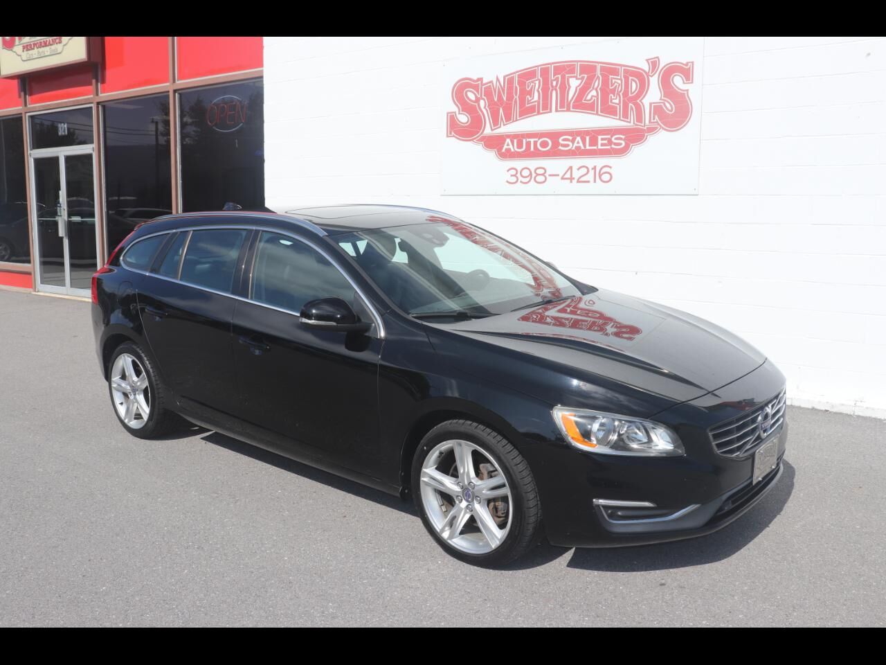 2016 VOLVO V60