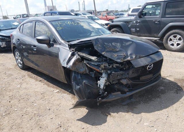 2018 MAZDA Mazda3