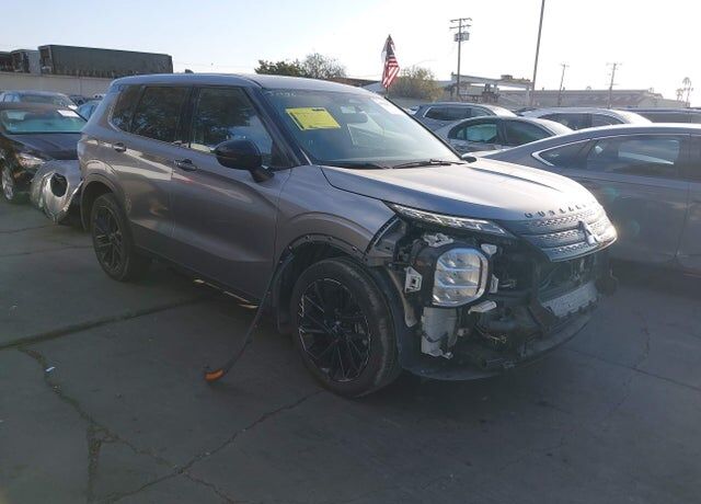 2022 MITSUBISHI Outlander