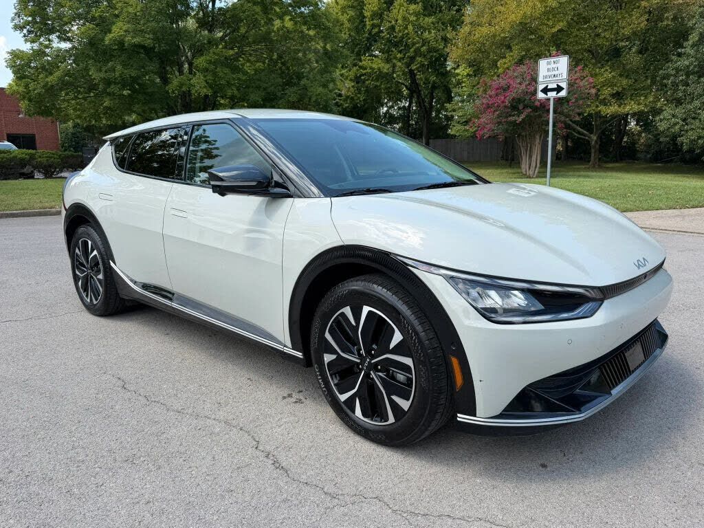 2023 KIA EV6