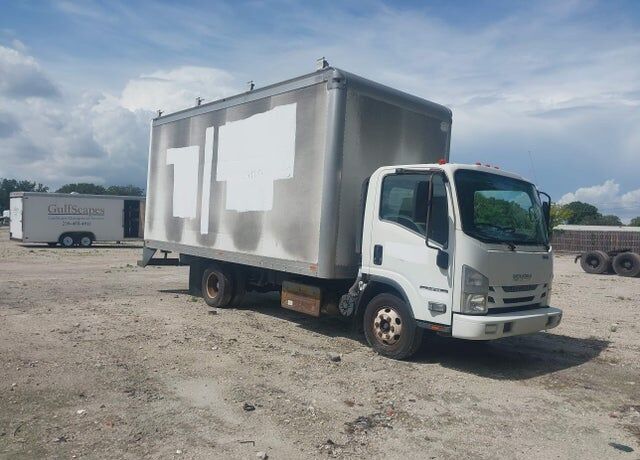 2016 ISUZU NPR-HD