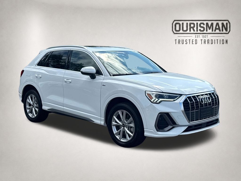 2024 AUDI Q3