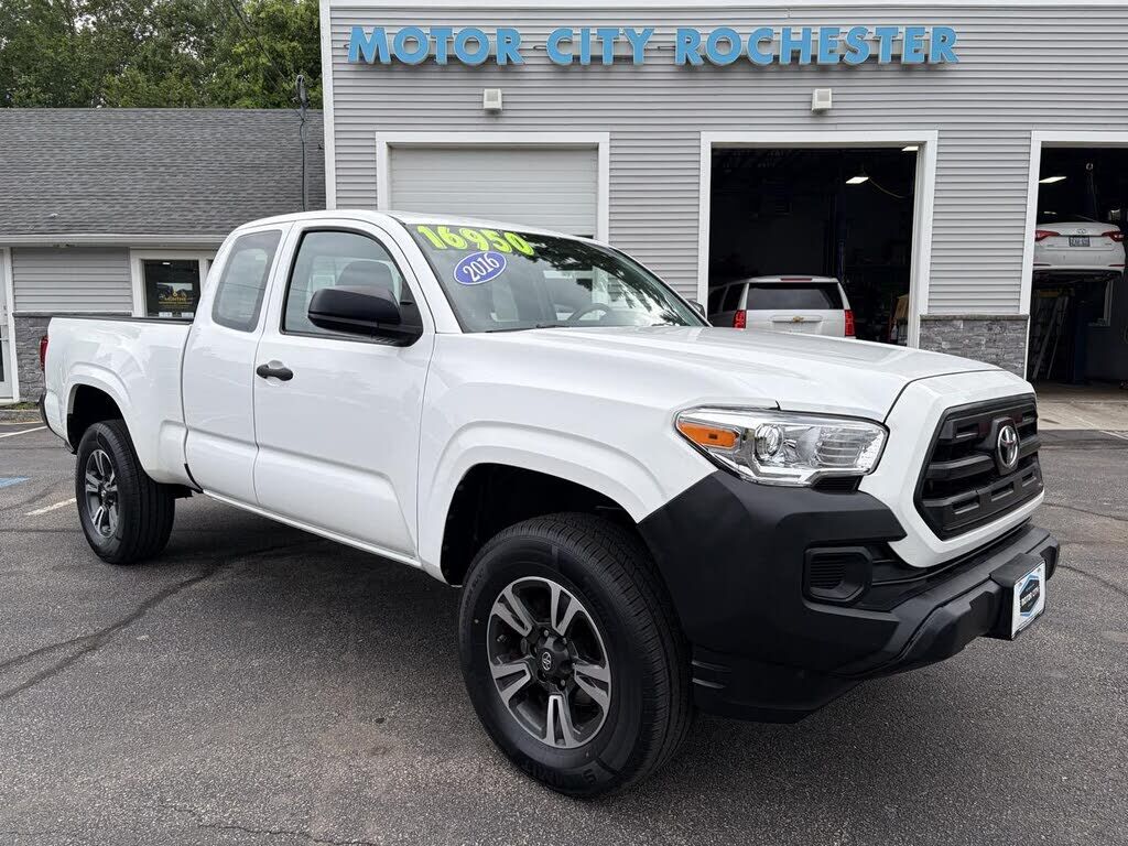 2016 TOYOTA Tacoma