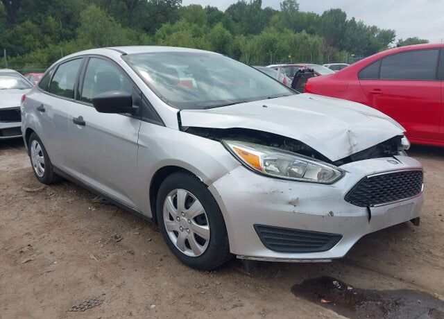 2016 FORD Focus