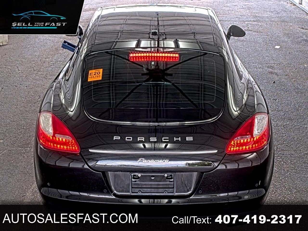 2013 PORSCHE Panamera
