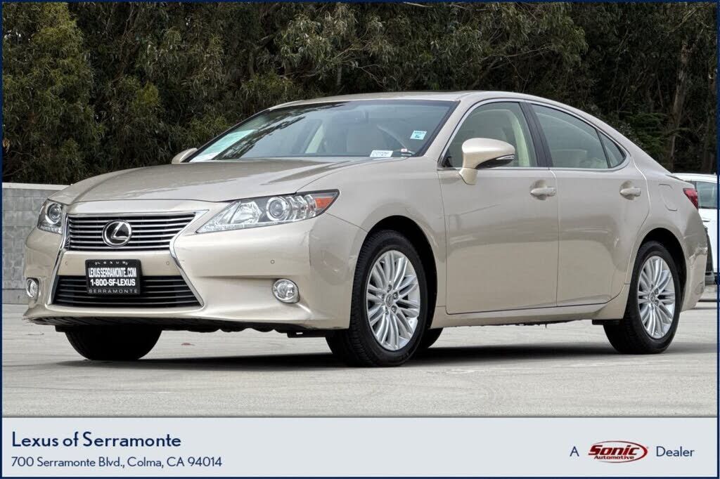 2013 LEXUS ES