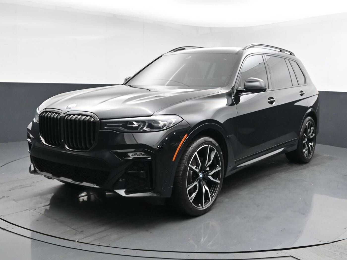 2022 BMW X7