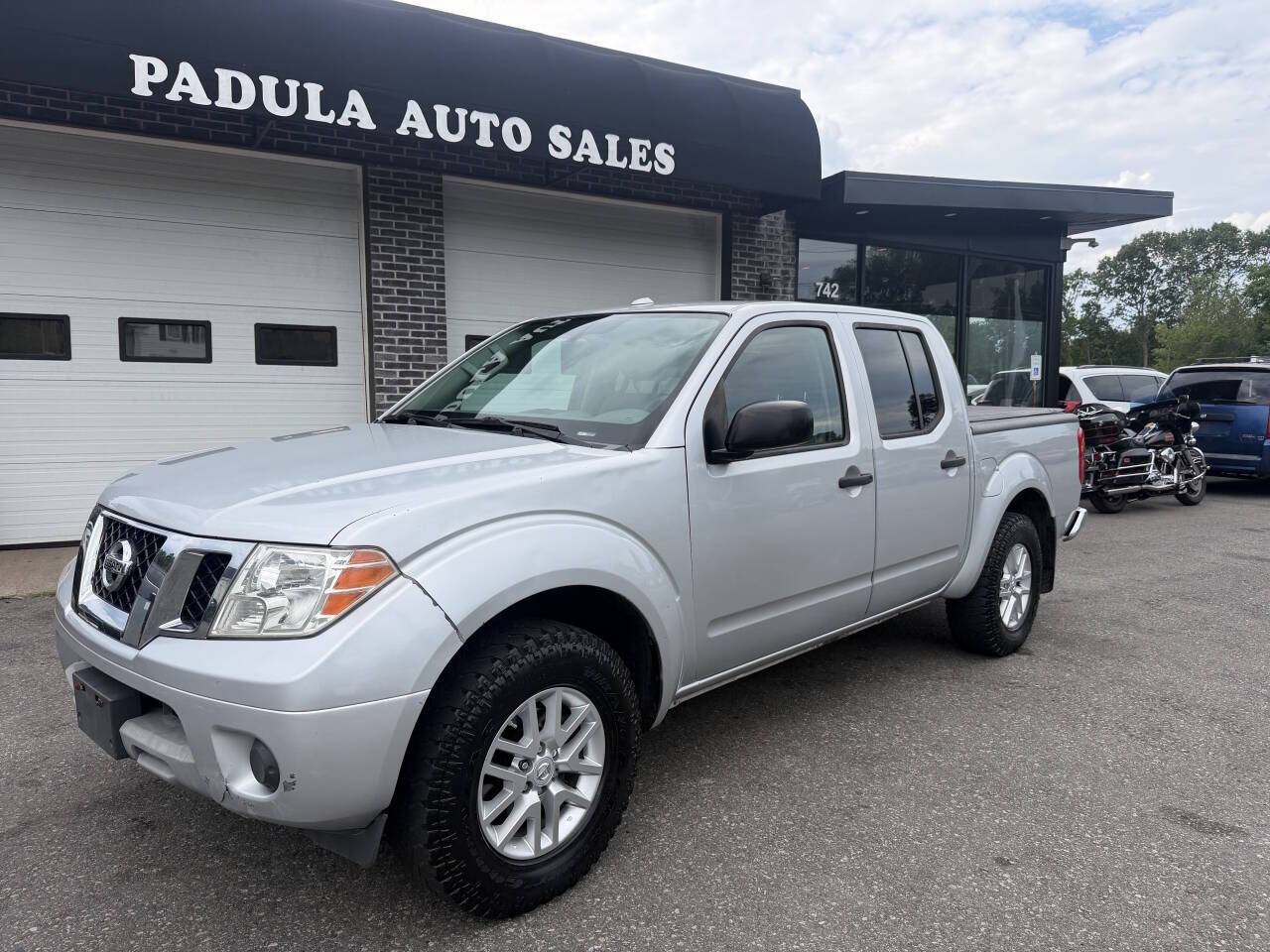 2017 NISSAN Frontier
