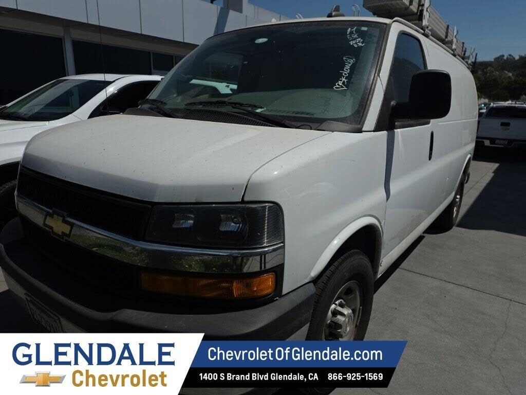 2023 CHEVROLET Express