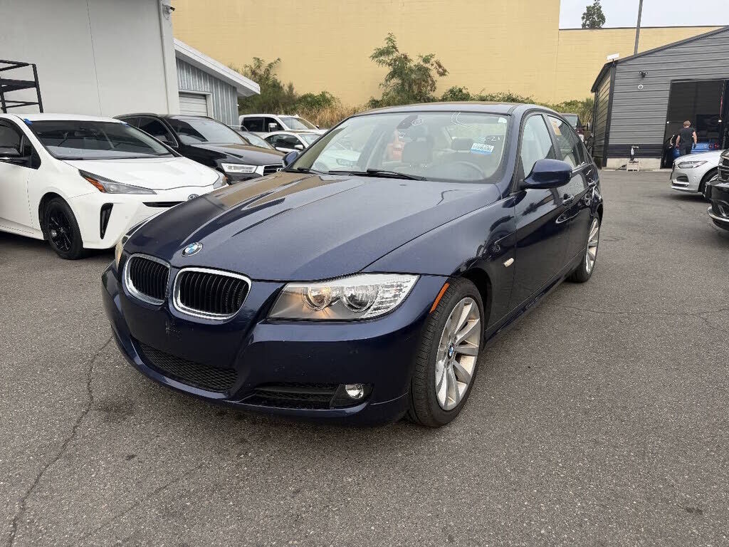 2011 BMW 3 Series