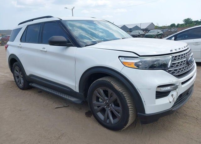 2021 FORD Explorer