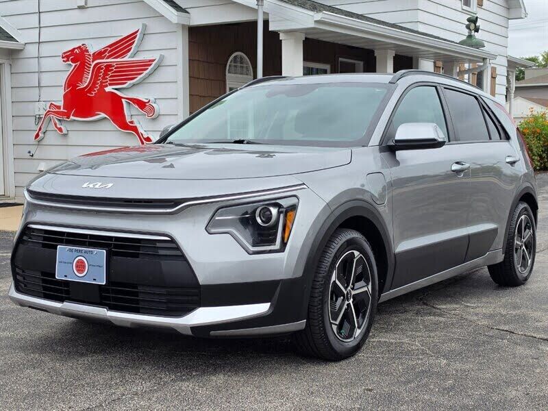 2023 KIA Niro