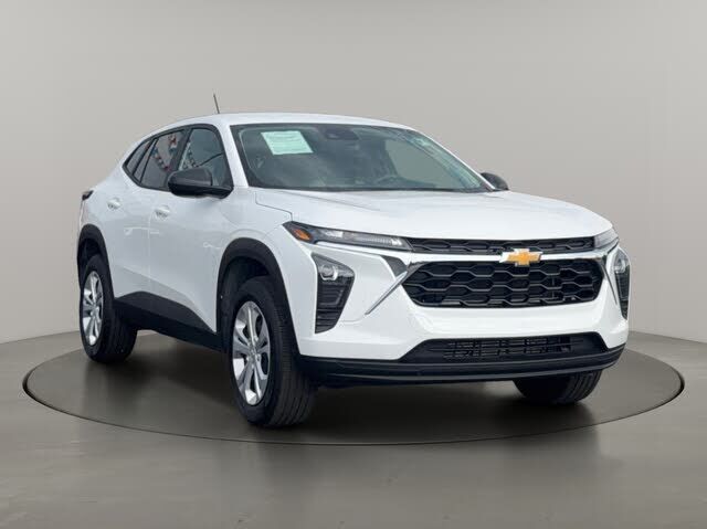 2026 CHEVROLET Trax