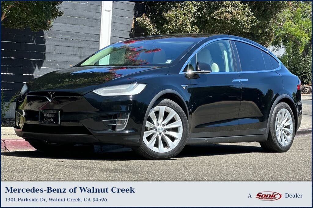 2018 TESLA Model X