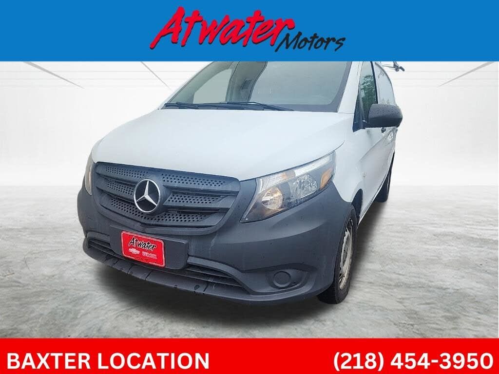 2017 MERCEDES-BENZ METRIS