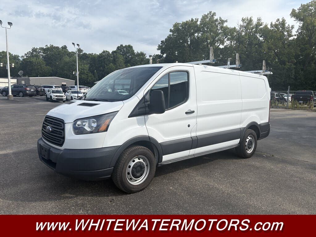 2017 FORD Transit