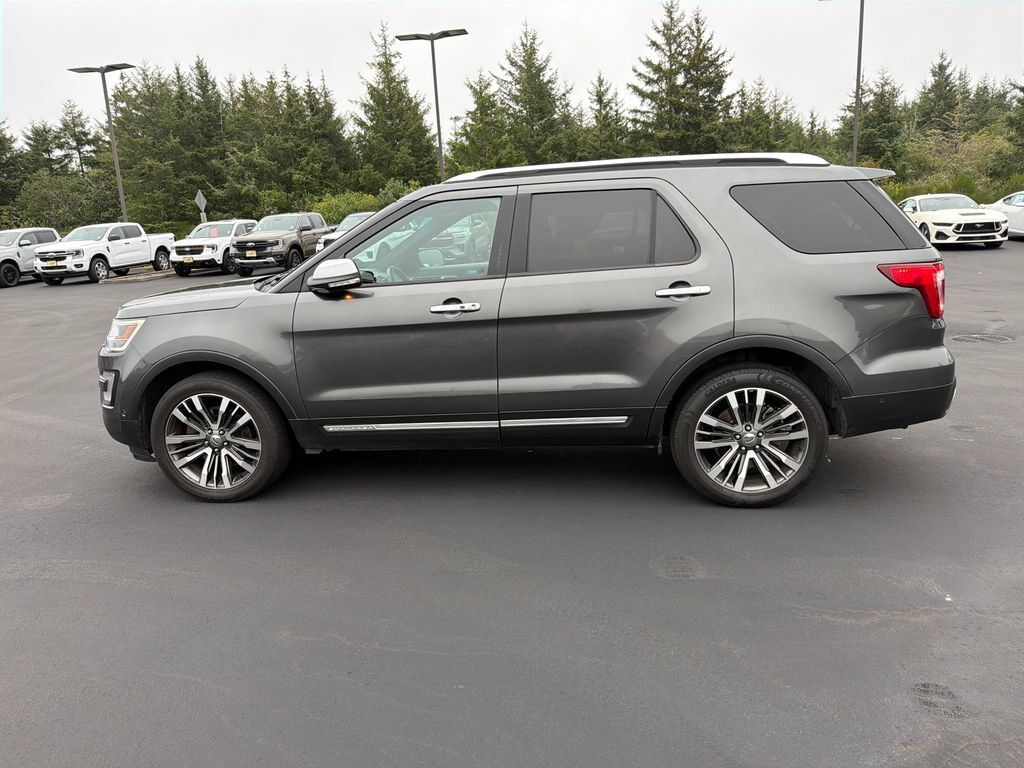 2016 FORD Explorer