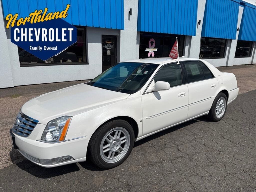 2010 CADILLAC DTS