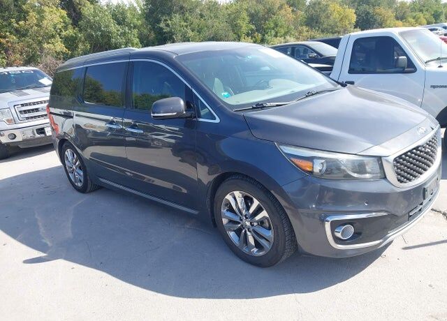 2016 KIA Sedona