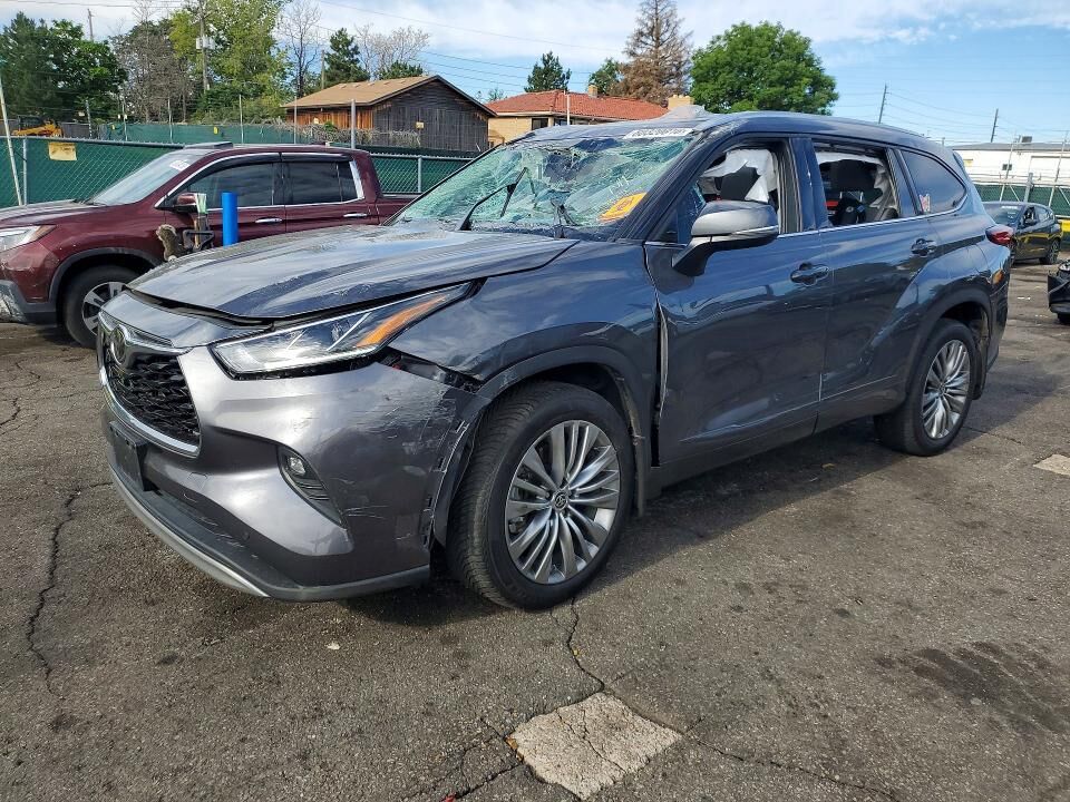 2021 TOYOTA Highlander