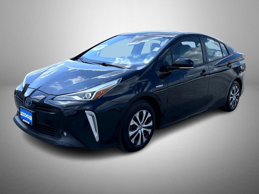 2019 TOYOTA PRIUS