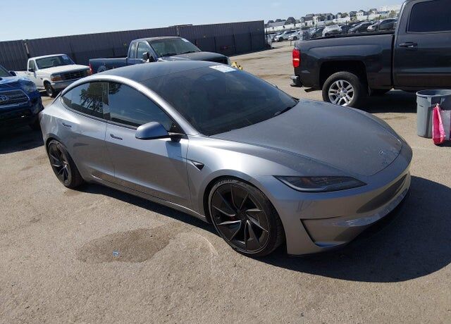 2024 TESLA Model 3