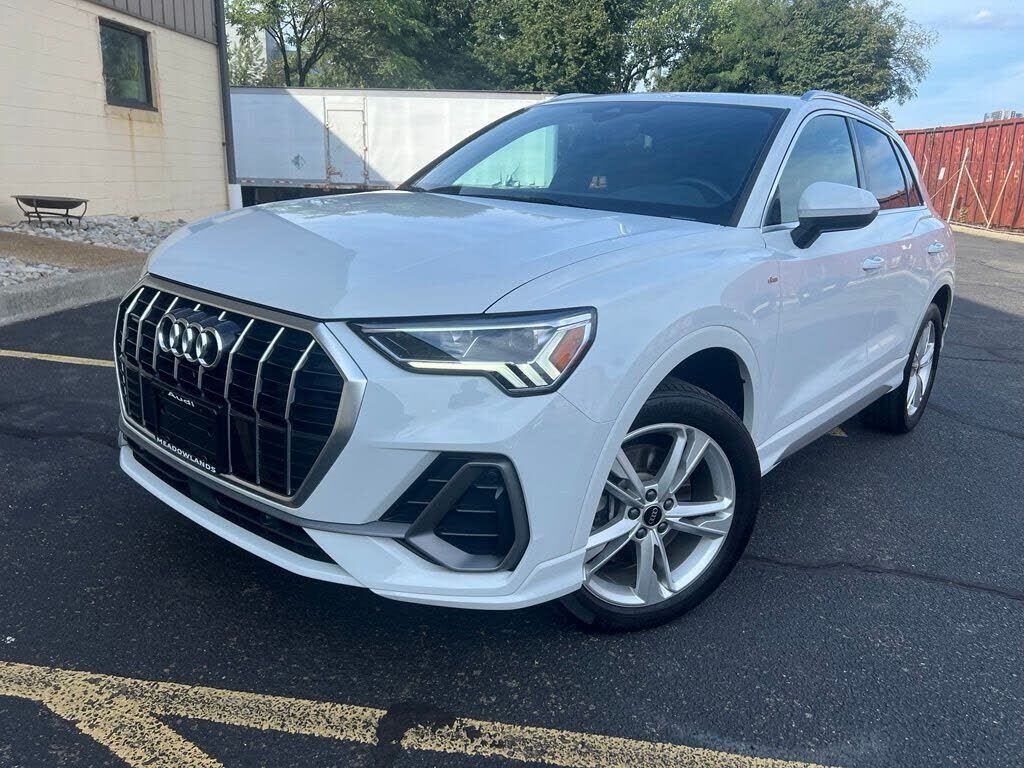 2024 AUDI Q3