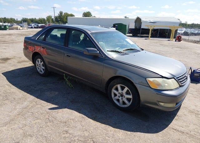 2003 TOYOTA Avalon