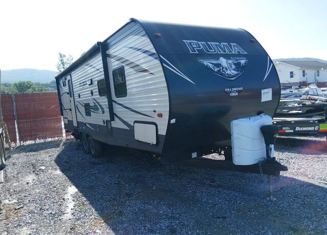 2017 FOREST RIVER Puma Towables