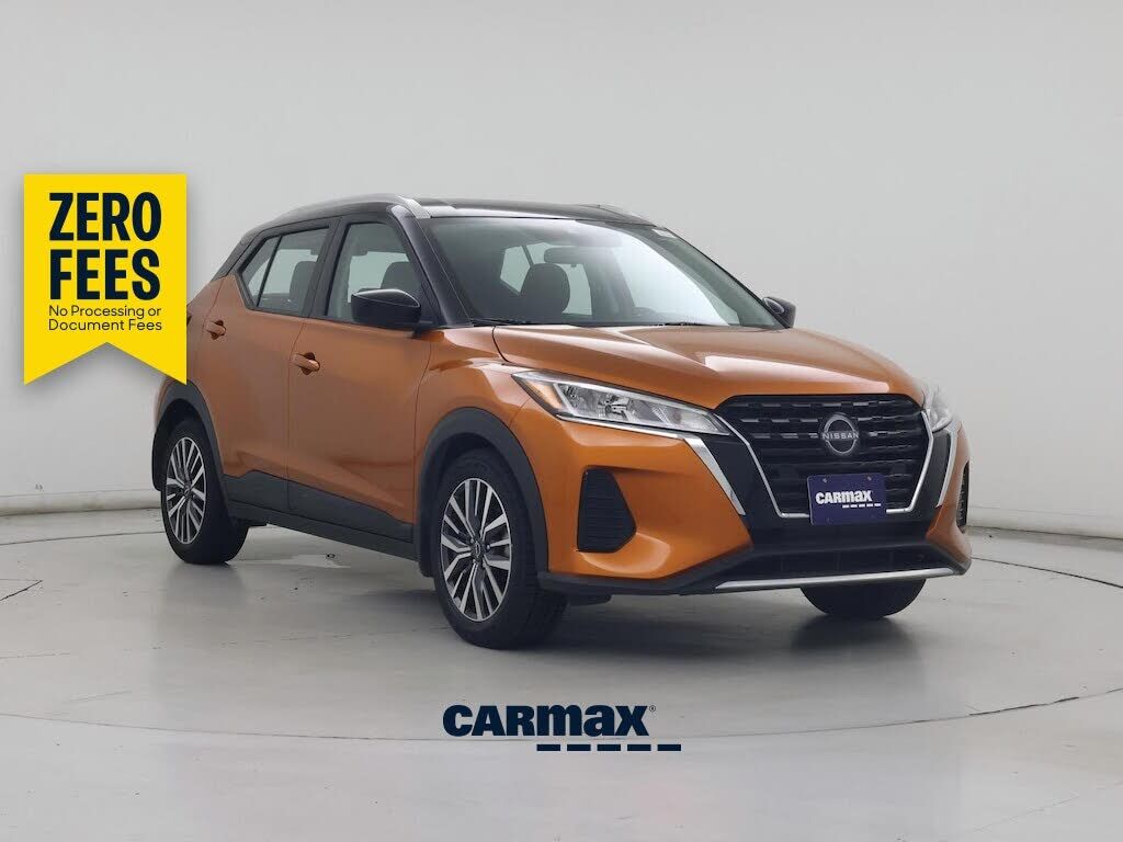 2022 NISSAN Kicks