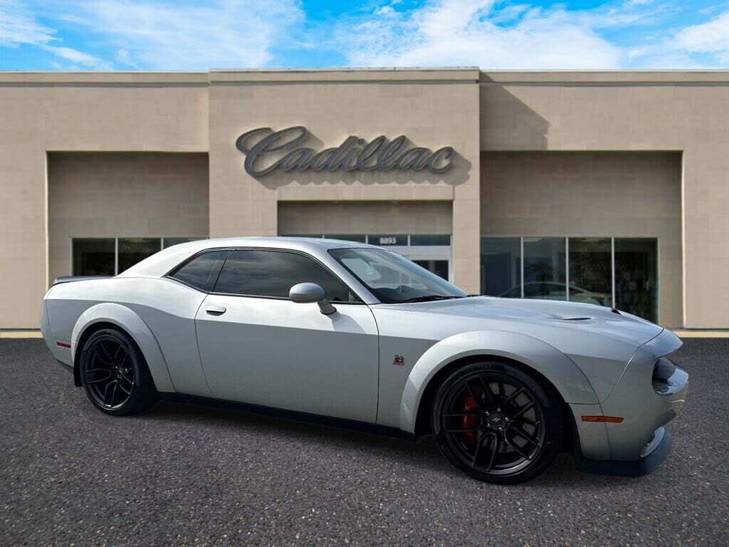 2021 DODGE Challenger