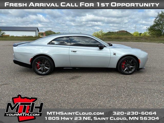 2024 DODGE Charger