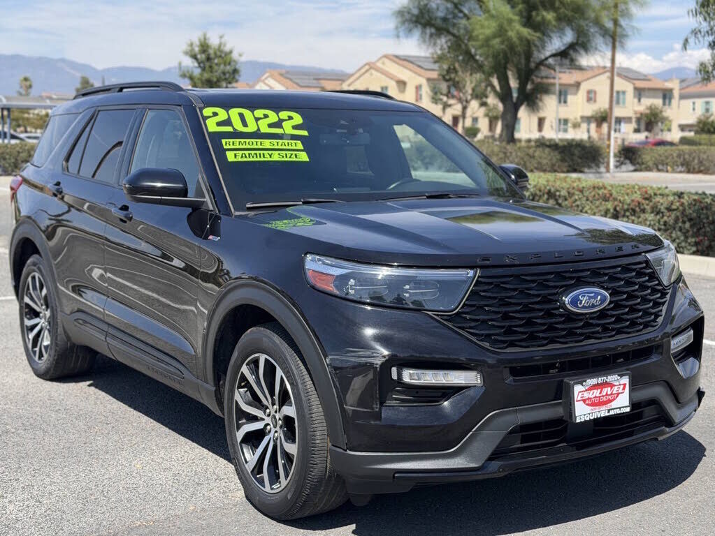 2022 FORD Explorer