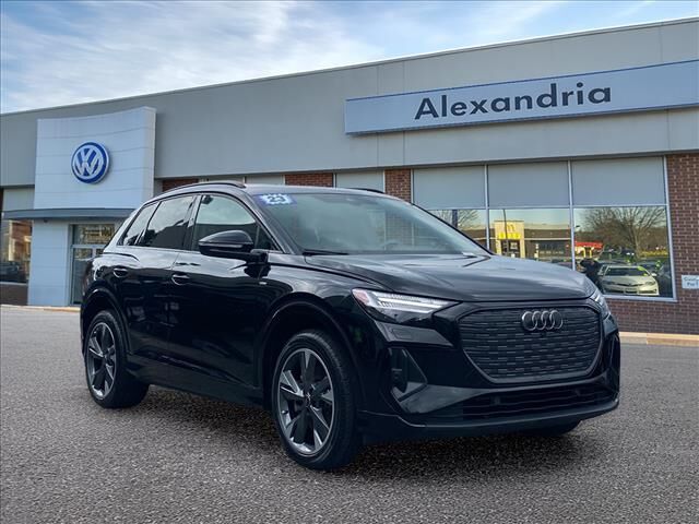 2023 AUDI Q4