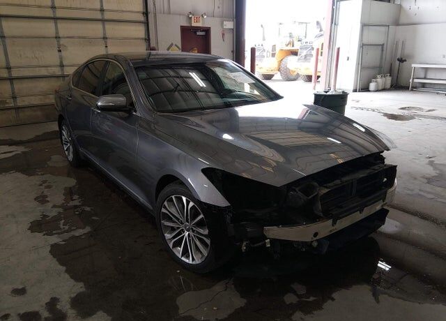 2015 HYUNDAI Genesis