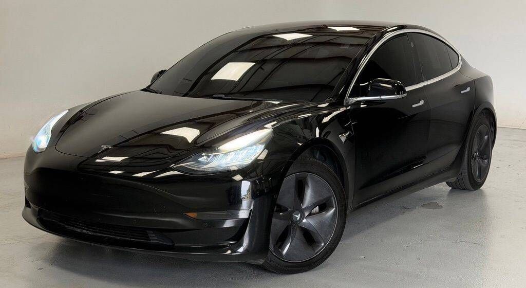 2019 TESLA Model 3
