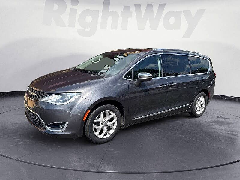 2020 CHRYSLER Pacifica