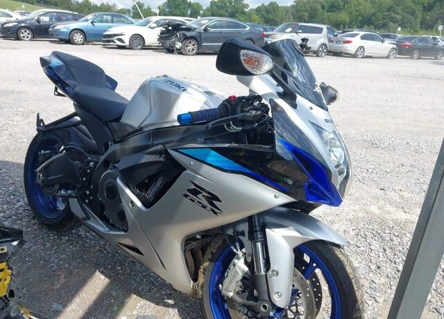 2026 SUZUKI GSX-R600