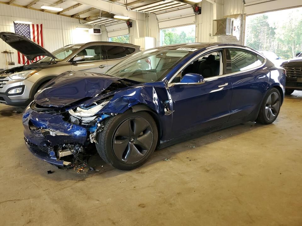 2020 TESLA Model 3