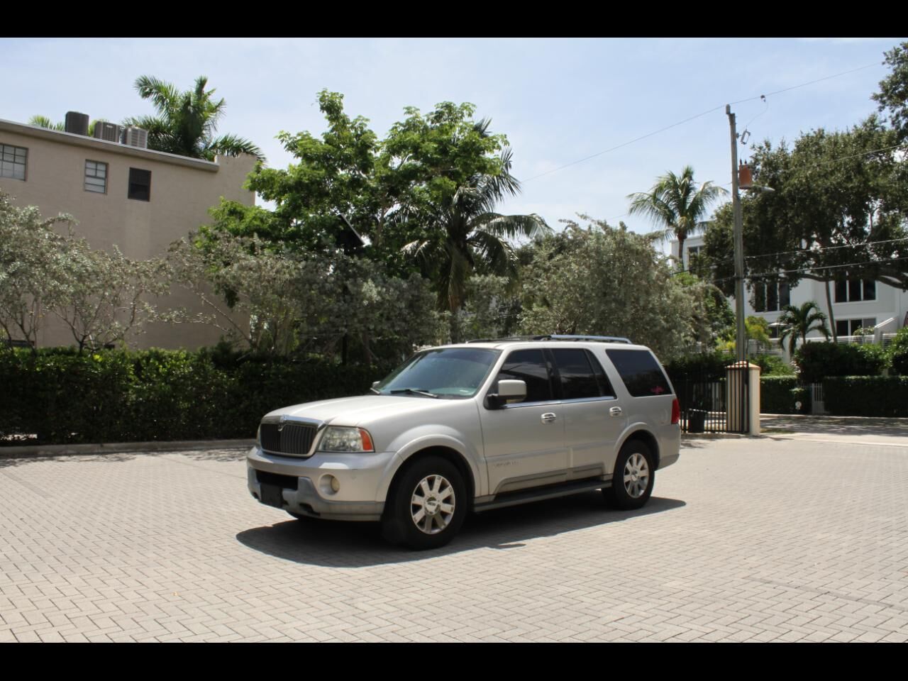 2004 LINCOLN Navigator