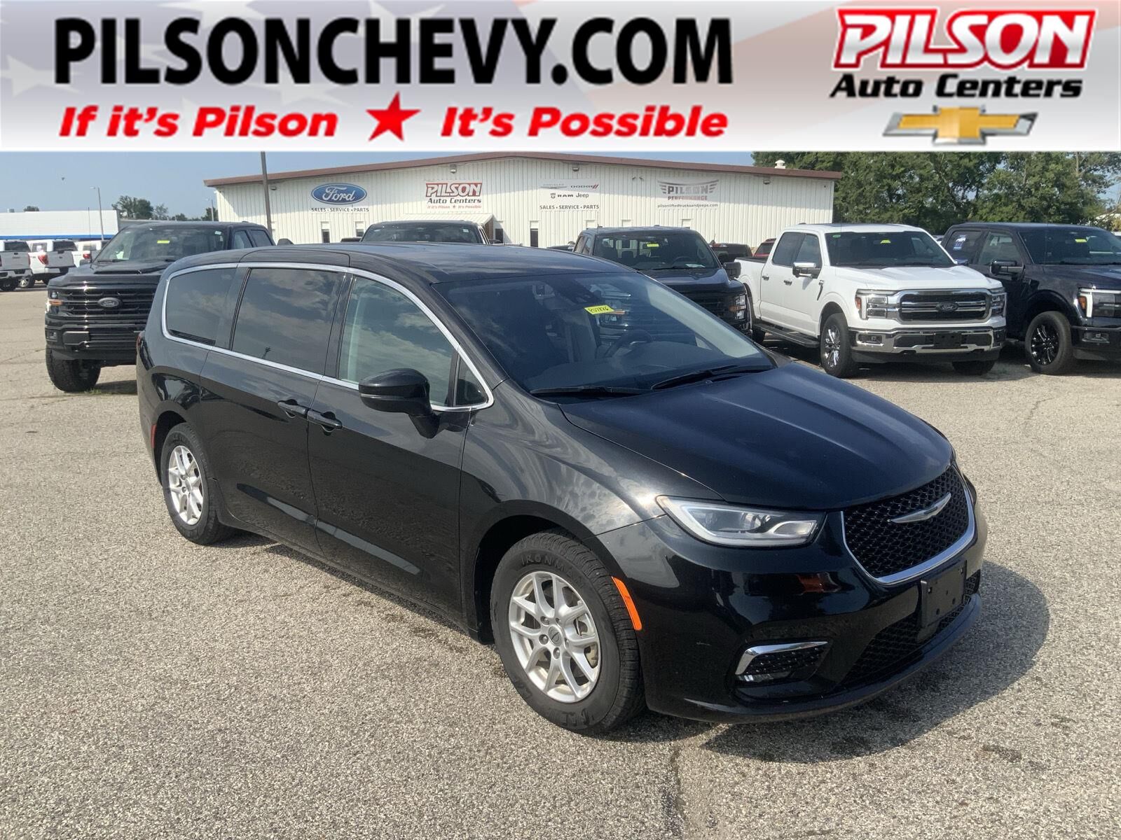 2023 CHRYSLER Pacifica