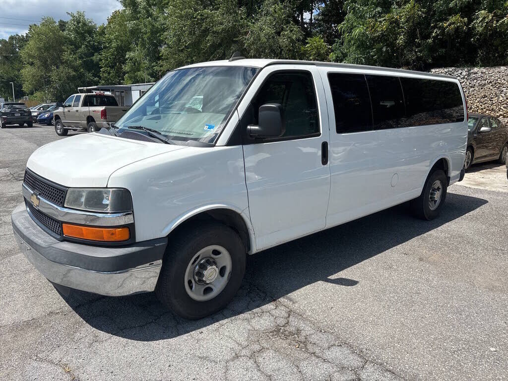 2016 CHEVROLET Express