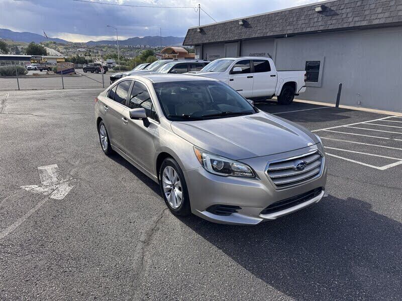 2017 SUBARU Legacy