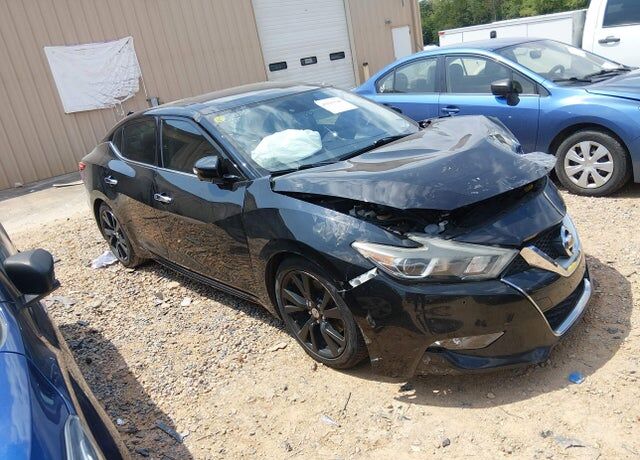 2017 NISSAN Maxima