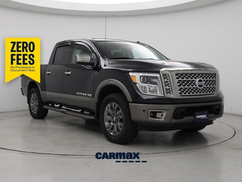 2019 NISSAN Titan
