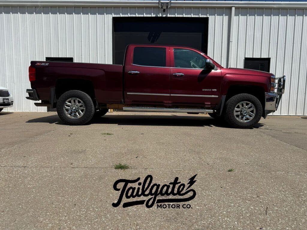 2017 CHEVROLET Silverado