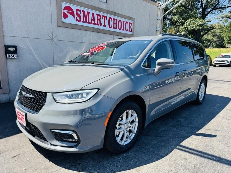 2022 CHRYSLER Pacifica
