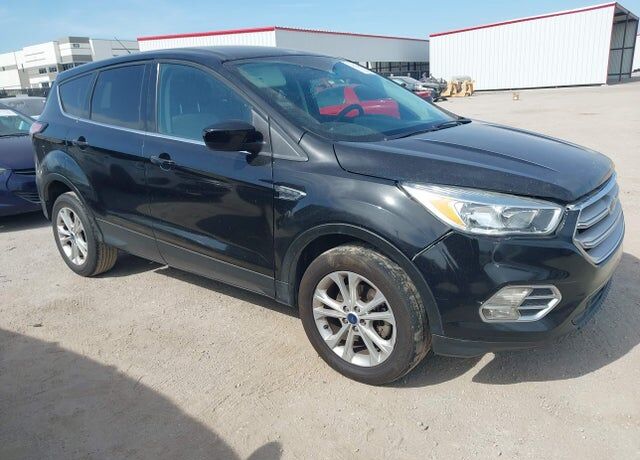 2017 FORD Escape